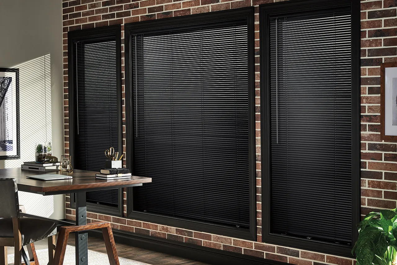 Aluminum Blinds Dark (5)